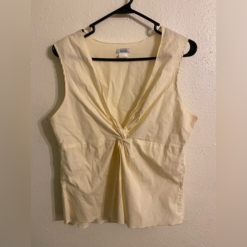Women’s knotted tank top, size Large